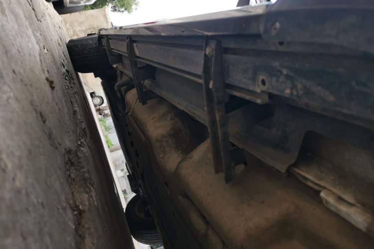 Used Honda Vezel 2019 1.5L CVT Pioneer Edition China VI Chassis Rear Left
