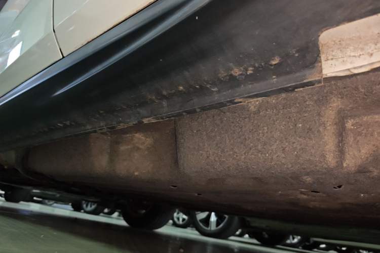 Used Honda Vezel 2019 1.5L CVT Pioneer Edition China VI Chassis Rear Left