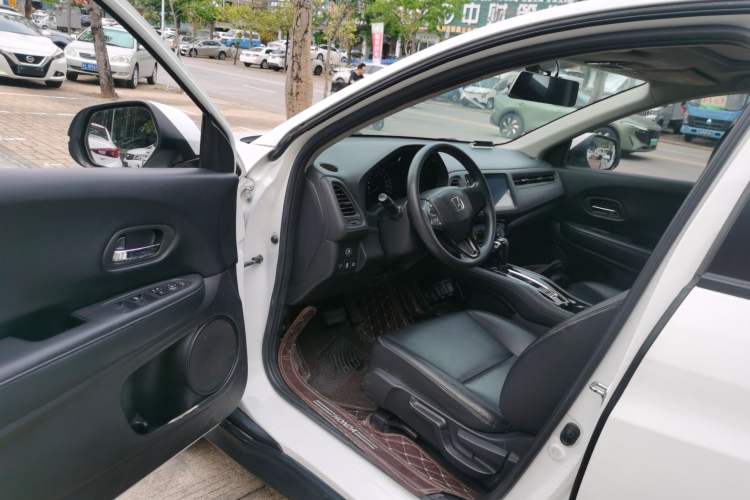 Used Honda Vezel 2019 1.5L CVT Pioneer Edition China VI Driver Seat