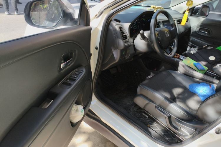 Used Honda Vezel 2019 220 TURBO CVT Luxury Edition China VI Driver Seat