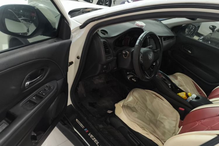 Used Honda Vezel 2019 1.5L CVT Luxury Model China VI Driver Seat