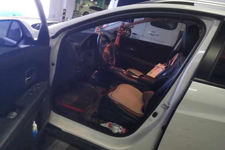 Used Honda Vezel 2019 220 TURBO CVT Elite Edition China VI Driver Seat