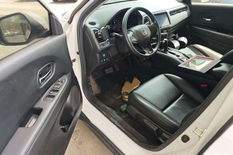 Used Honda Vezel 2019 220 TURBO CVT Elite Edition China VI Driver Seat