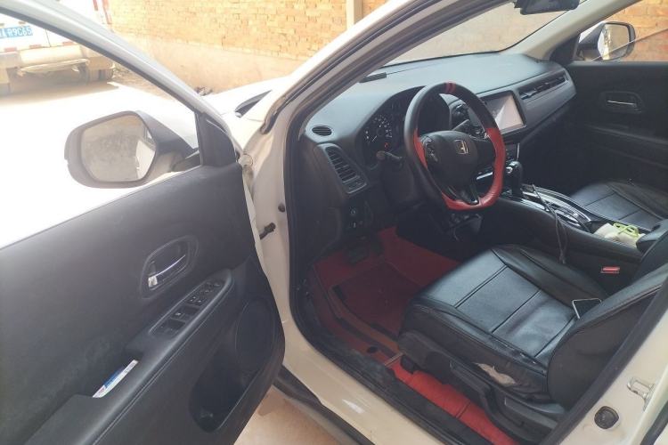 Used Honda Vezel 2019 220 TURBO CVT Elite Edition China VI Driver Seat