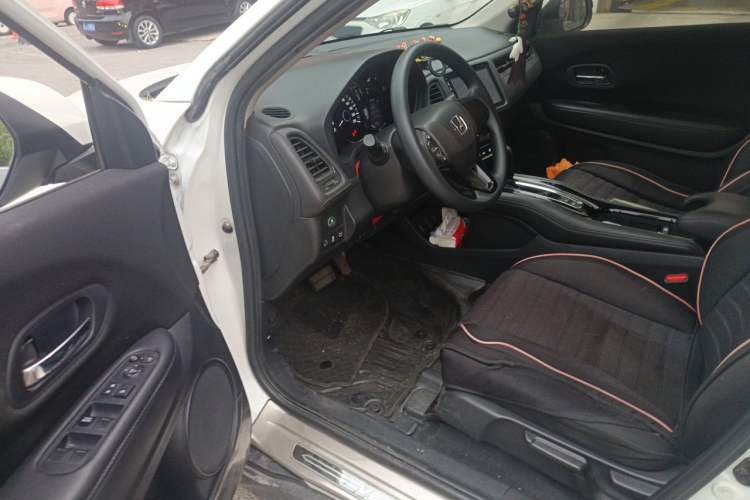 Used Honda Vezel 2019 220 TURBO CVT Elite Version China V Emission Standard Driver Seat