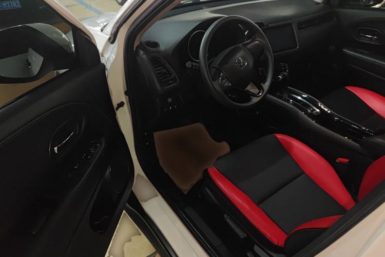 Used Honda Vezel 2019 1.5L CVT Luxury Model China VI Driver Seat