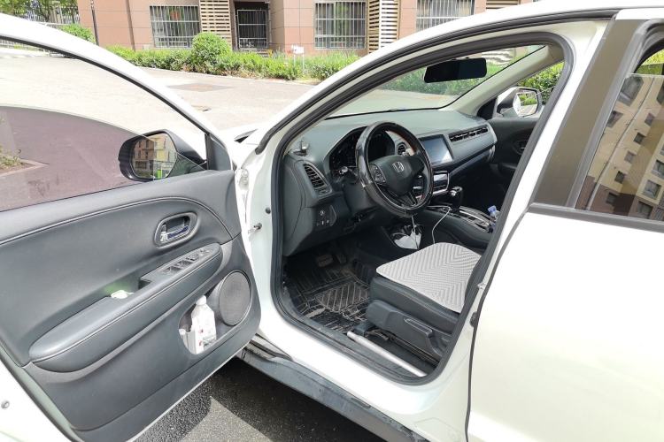 Used Honda Vezel 2019 220 TURBO CVT Luxury Edition China VI Driver Seat