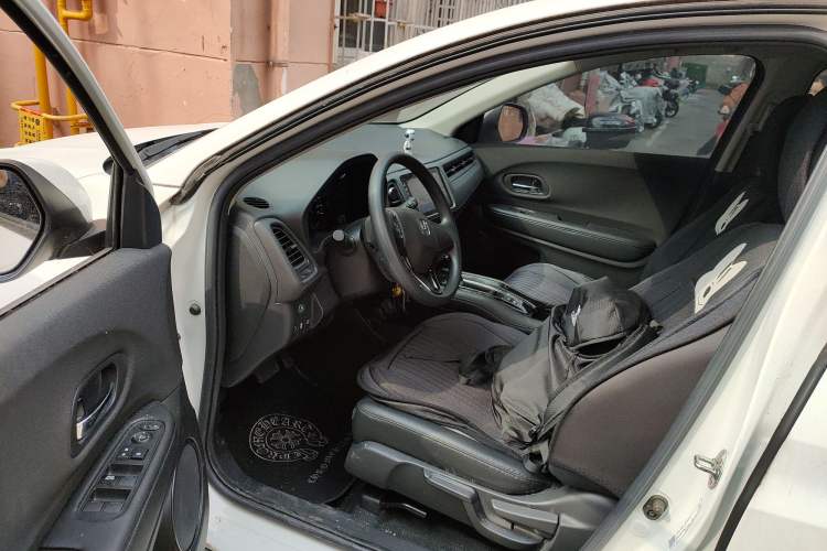 Used Honda Vezel 2019 1.5L CVT Pioneer Edition China VI Driver Seat