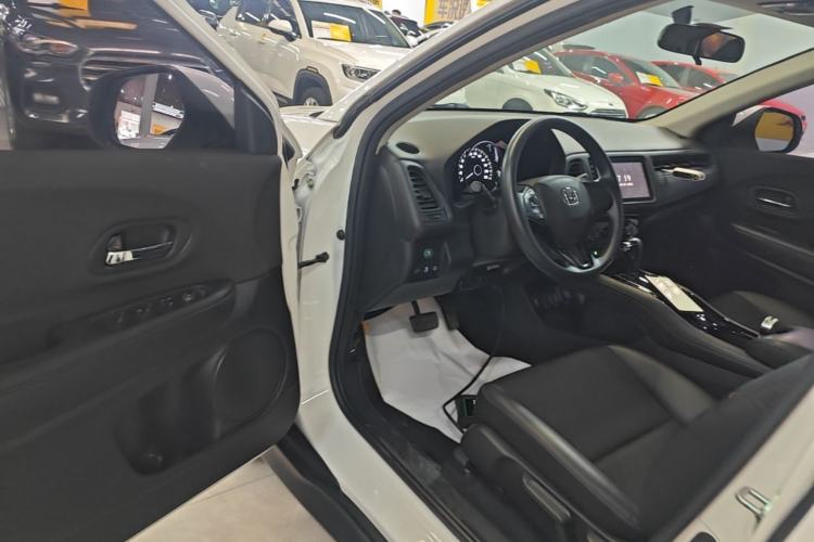Used Honda Vezel 2019 1.5L CVT Pioneer Edition China VI Driver Seat