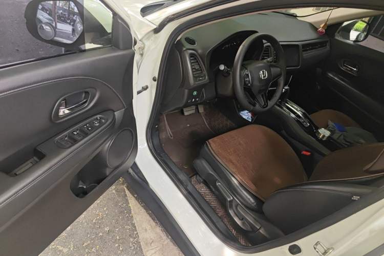 Used Honda Vezel 2019 220 TURBO CVT Luxury Edition China VI Driver Seat