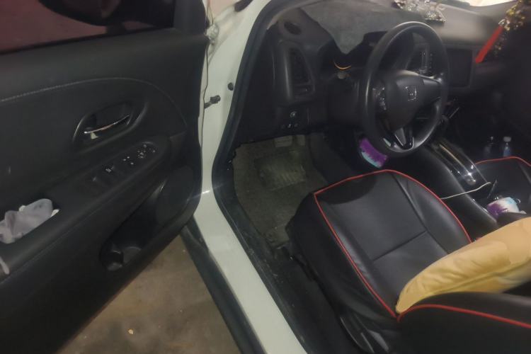 Used Honda Vezel 2019 220 TURBO CVT Luxury Edition China V Emission Standard Driver Seat