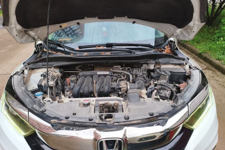 Used Honda Vezel 2019 1.5L CVT Pioneer Edition China VI Engine Bay