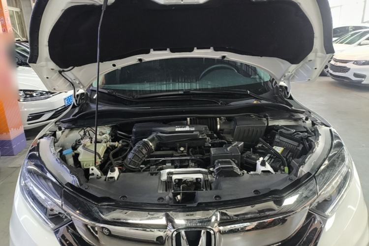 Used Honda Vezel 2019 220 TURBO CVT Luxury Edition China VI Engine Bay