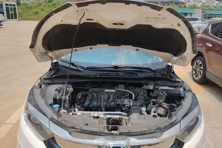 Used Honda Vezel 2019 1.5L CVT Pioneer Edition China V Engine Bay