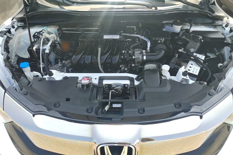 Used Honda Vezel 2019 1.5L CVT Luxury Model China V Engine Bay