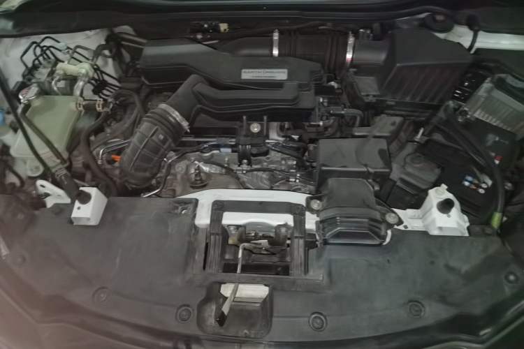 Used Honda Vezel 2019 220 TURBO CVT Elite Edition China VI Engine Bay
