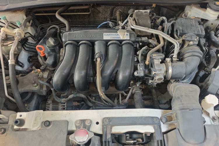 Used Honda Vezel 2019 1.5L CVT Luxury Model China VI Engine Bay