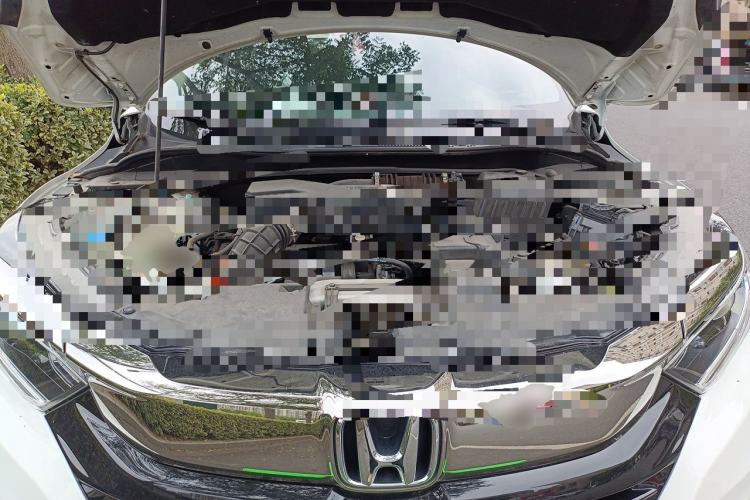 Used Honda Vezel 2019 220 TURBO CVT Elite Edition China VI Engine Bay