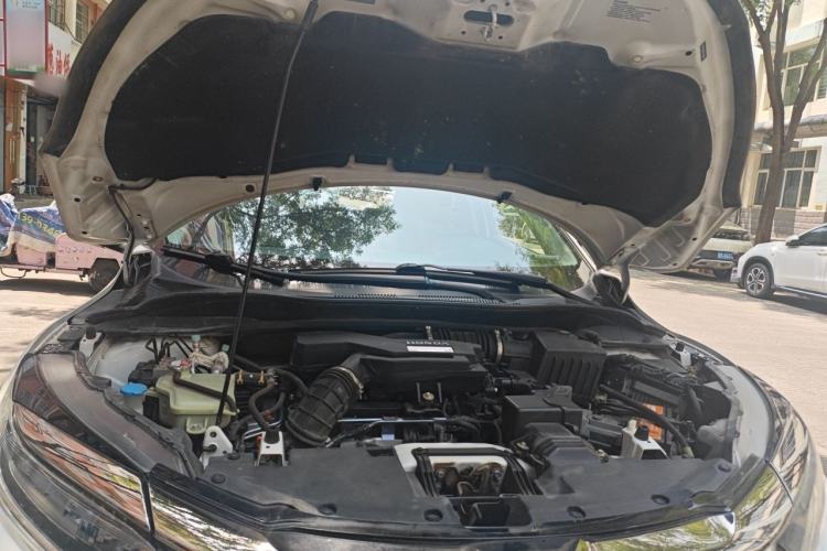 Used Honda Vezel 2019 220 TURBO CVT Luxury Edition China VI Engine Bay