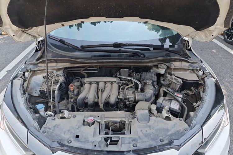 Used Honda Vezel 2019 1.5L CVT Pioneer Edition China VI Engine Bay
