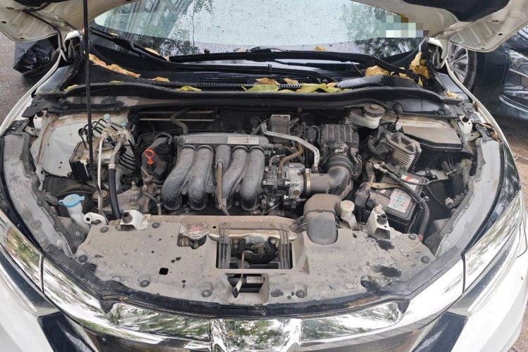 Used Honda Vezel 2019 1.5L CVT Pioneer Edition China VI Engine Bay