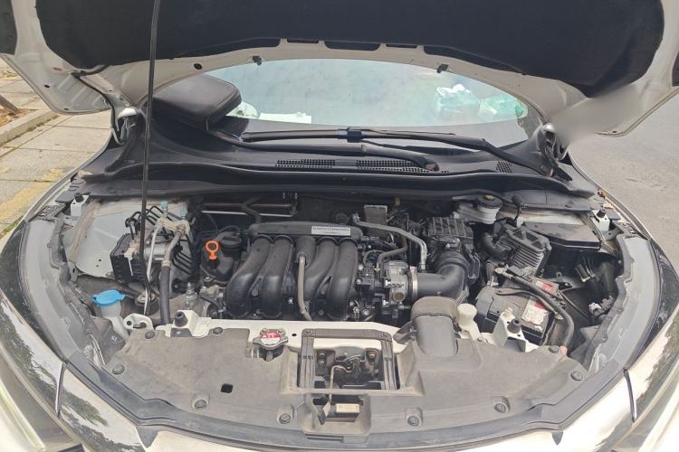 Used Honda Vezel 2019 1.5L CVT Pioneer Edition China VI Engine Bay