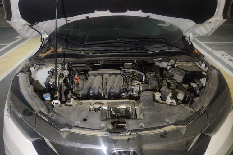 Used Honda Vezel 2019 1.5L CVT Pioneer Edition China VI Engine Bay