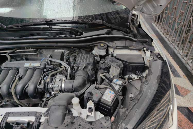 Used Honda Vezel 2019 1.5L CVT Pioneer Edition China VI Engine Bay Left