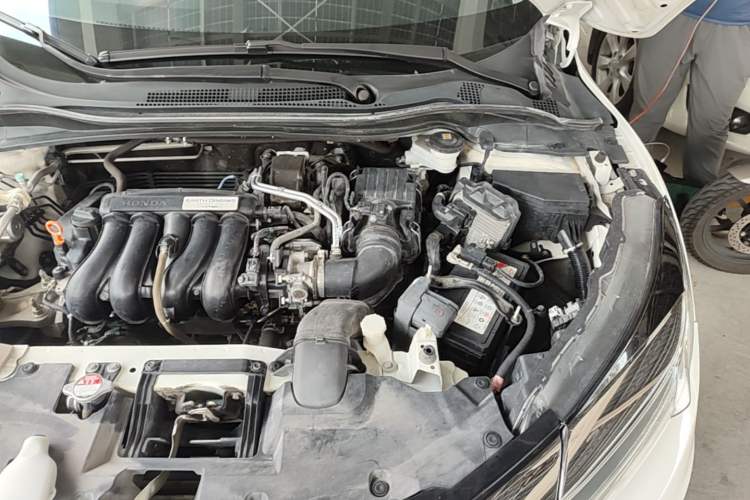 Used Honda Vezel 2019 1.5L CVT Pioneer Edition China V Engine Bay Left