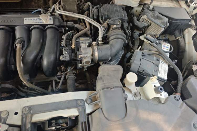Used Honda Vezel 2019 1.5L CVT Luxury Model China VI Engine Bay Left