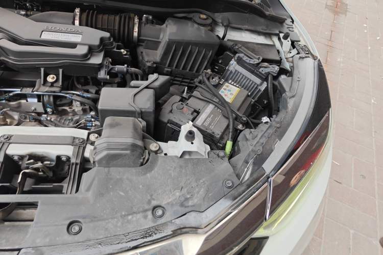 Used Honda Vezel 2019 220 TURBO CVT Luxury Edition China V Emission Standard Engine Bay Left