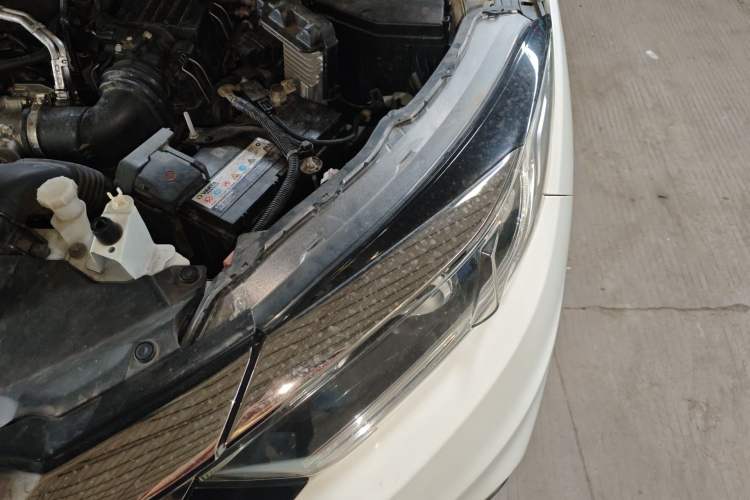 Used Honda Vezel 2019 1.5L CVT Pioneer Edition China VI Engine Bay Left