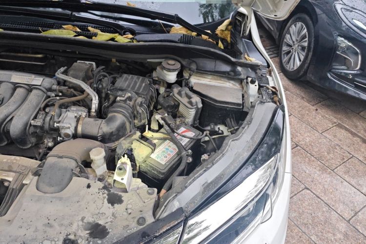 Used Honda Vezel 2019 1.5L CVT Pioneer Edition China VI Engine Bay Left