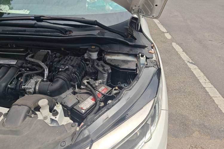 Used Honda Vezel 2019 1.5L CVT Pioneer Edition China VI Engine Bay Left