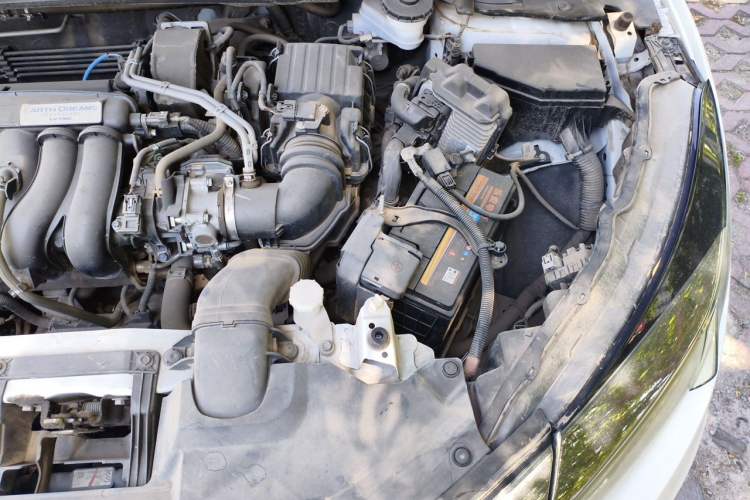 Used Honda Vezel 2019 1.5L CVT Pioneer Edition China VI Engine Bay Left