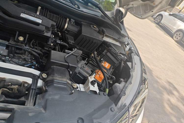 Used Honda Vezel 2019 220 TURBO CVT Luxury Edition China VI Engine Bay Left