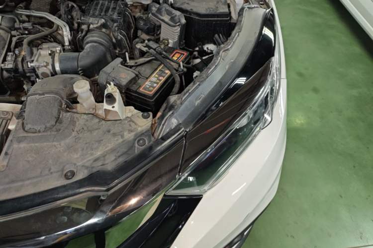 Used Honda Vezel 2019 1.5L CVT Pioneer Edition China VI Engine Bay Left