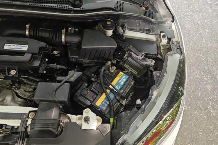 Used Honda Vezel 2019 220 TURBO CVT Luxury Edition China VI Engine Bay Left