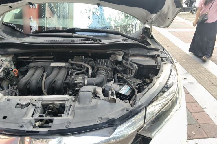 Used Honda Vezel 2019 1.5L CVT Pioneer Edition China V Engine Bay Left