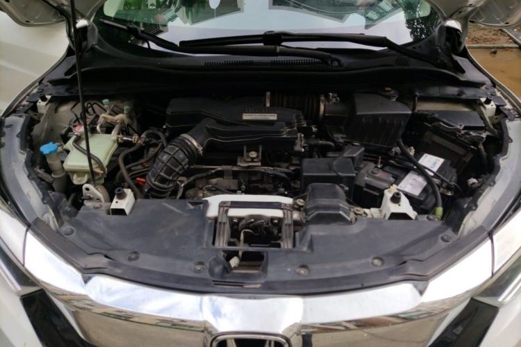 Used Honda Vezel 2019 220 TURBO CVT Elite Edition China VI Engine Bay