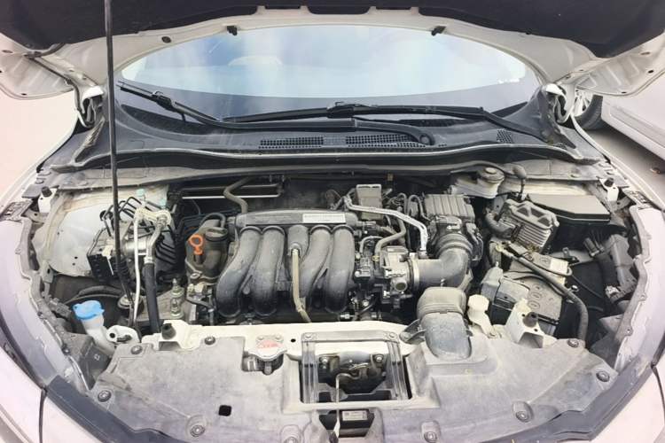 Used Honda Vezel 2019 1.5L CVT Pioneer Edition China VI Engine Bay