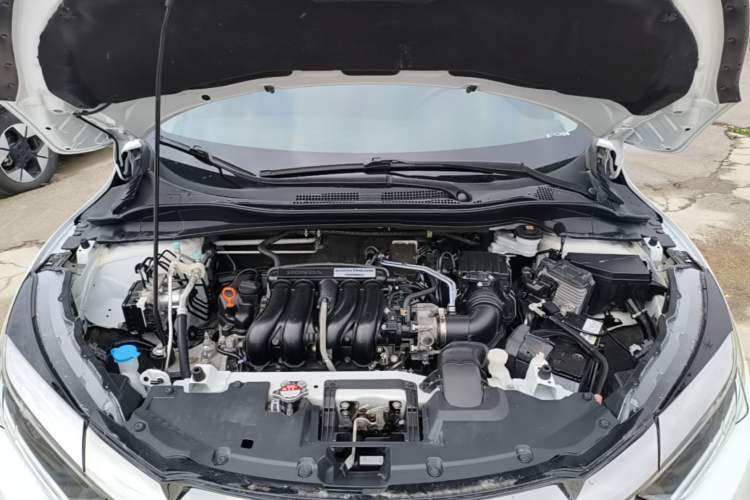 Used Honda Vezel 2019 1.5L CVT Pioneer Edition China VI Engine Bay