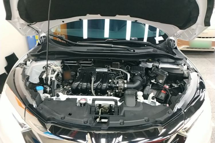 Used Honda Vezel 2019 1.5L CVT Luxury Model China VI Engine Bay