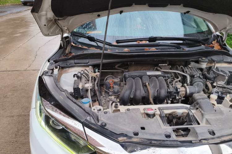 Used Honda Vezel 2019 1.5L CVT Pioneer Edition China VI Engine Bay Right