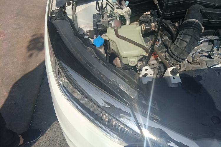 Used Honda Vezel 2019 220 TURBO CVT Luxury Edition China VI Engine Bay Right