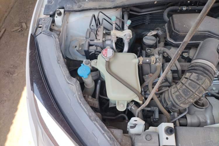 Used Honda Vezel 2019 220 TURBO CVT Elite Edition China VI Engine Bay Right
