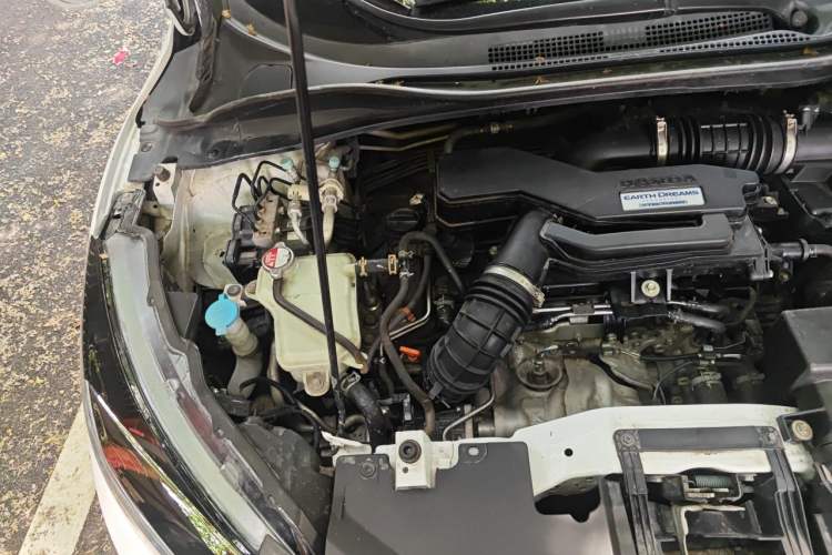Used Honda Vezel 2019 220 TURBO CVT Luxury Edition China VI Engine Bay Right