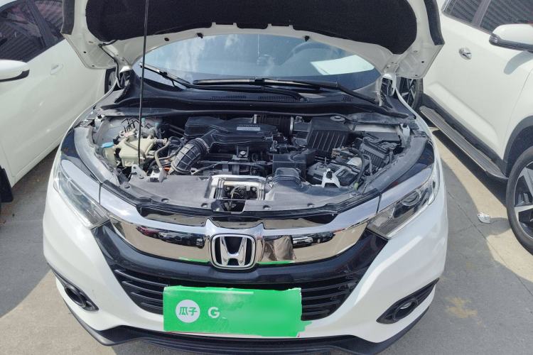 Used Honda Vezel 2019 220 TURBO CVT Elite Edition China VI Engine Bay