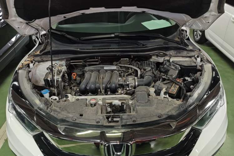 Used Honda Vezel 2019 1.5L CVT Pioneer Edition China VI Engine Bay