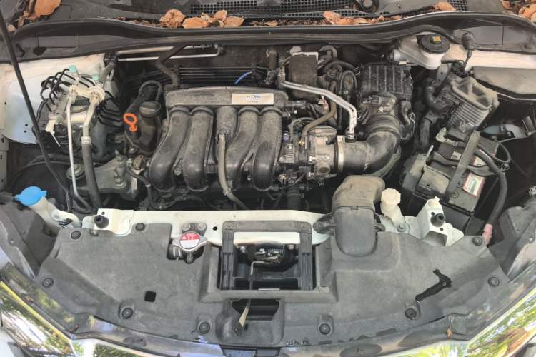 Used Honda Vezel 2019 1.5L CVT Luxury Model China VI Engine Bay